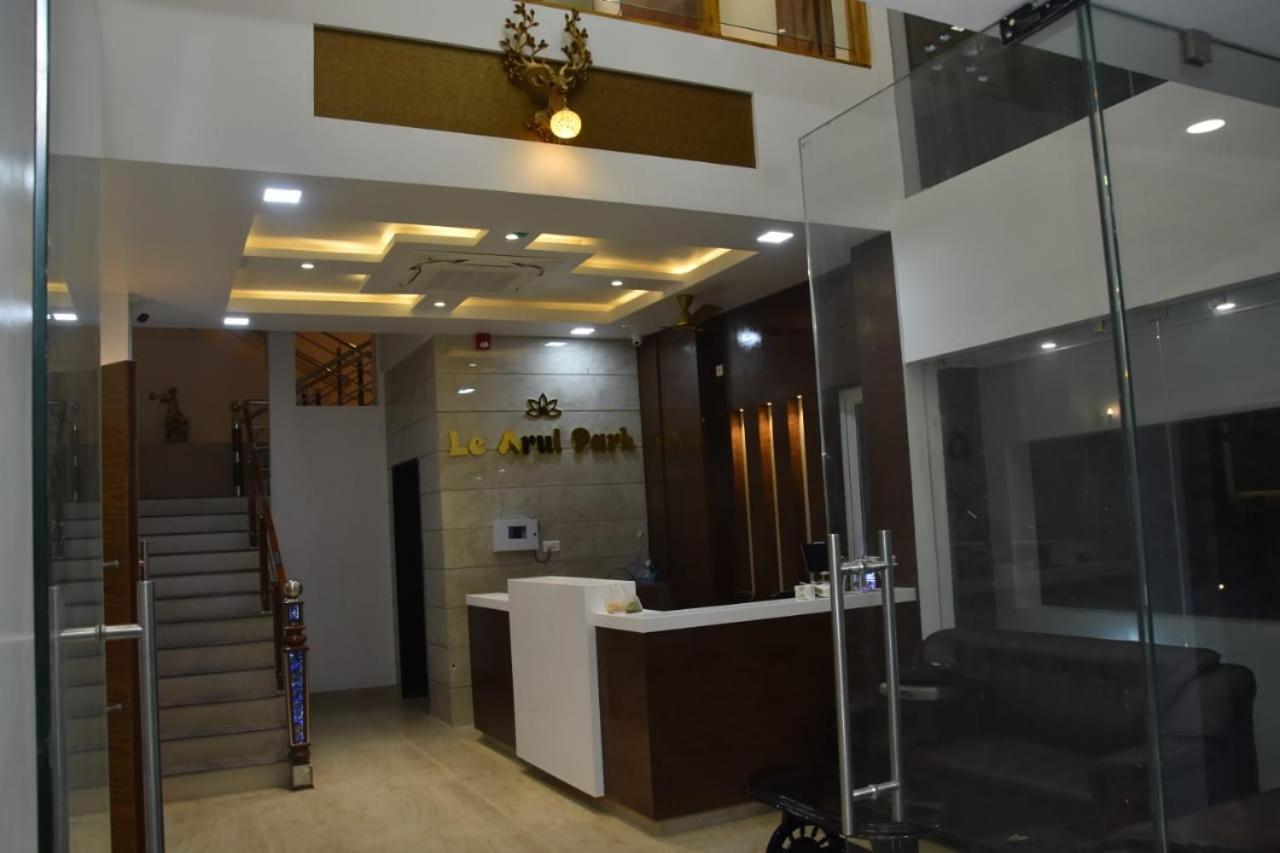 Le Arul Park Hotel Karaikal Kültér fotó